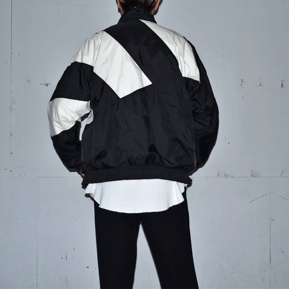 90's adidas ナイロンジャケット 231111