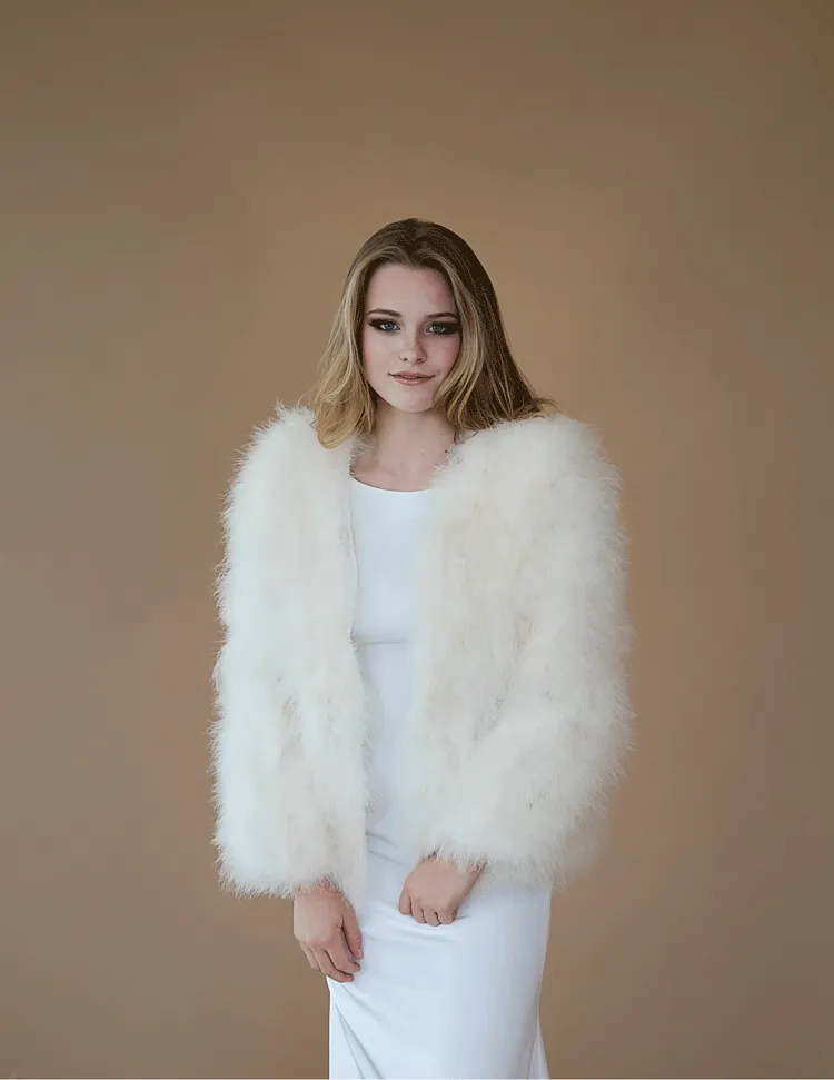 Lourdes - Jacket in Ivory