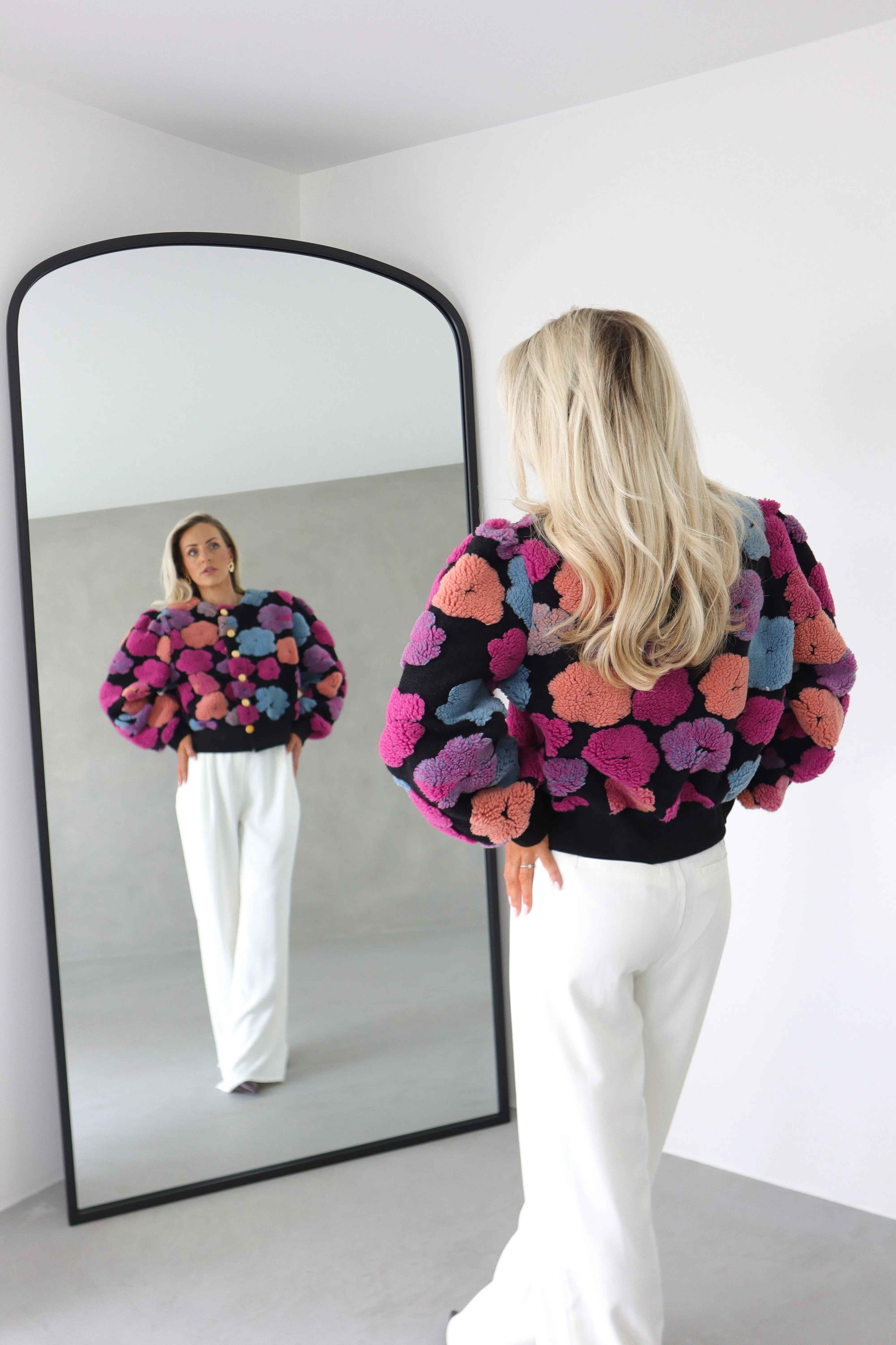 The Floral Cropped Bomber Jacket, Black/Pink