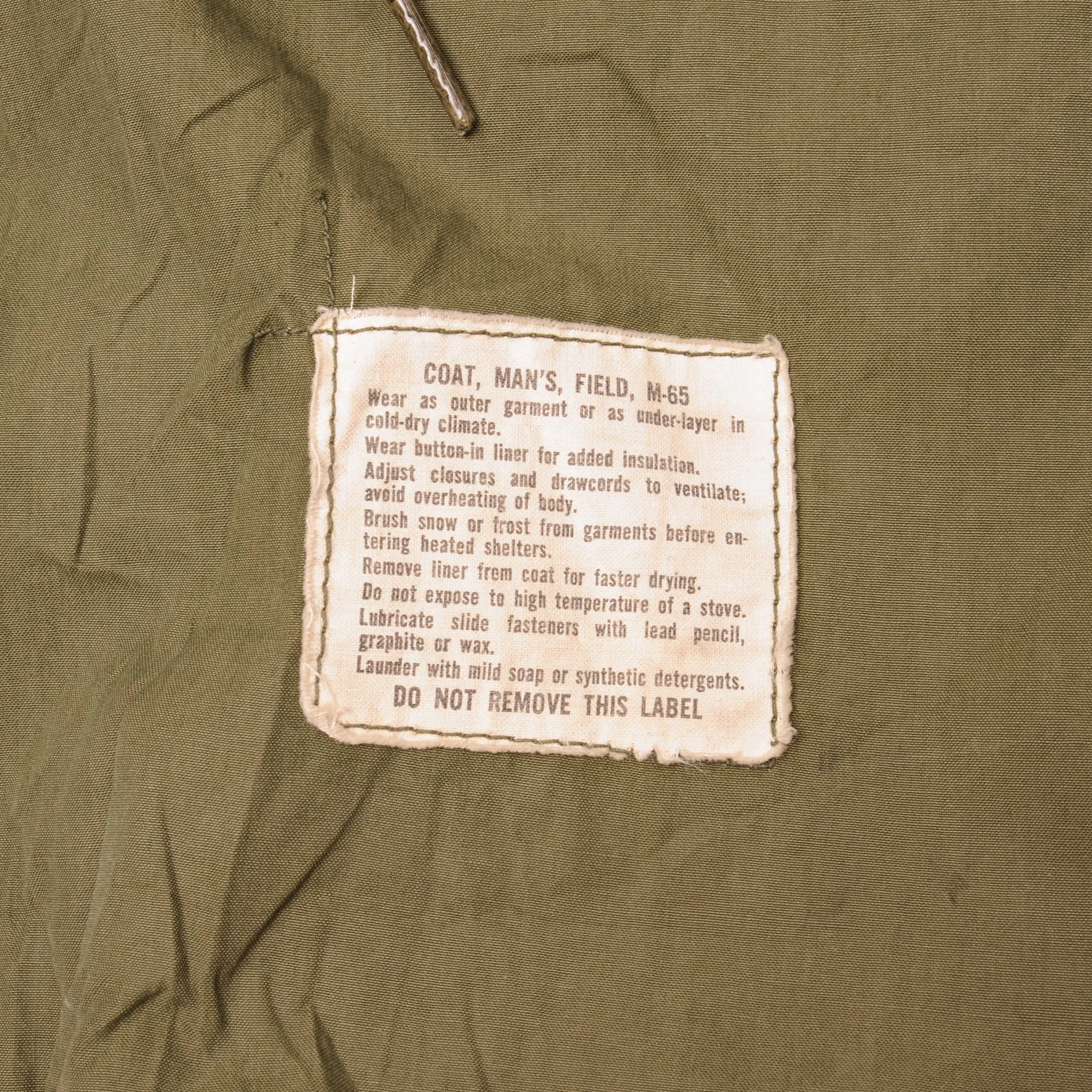 VINTAGE USAF M-1965 M65 FIELD JACKET 1970 VIETNAM WAR SIZE LARGE LONG PATCHED
