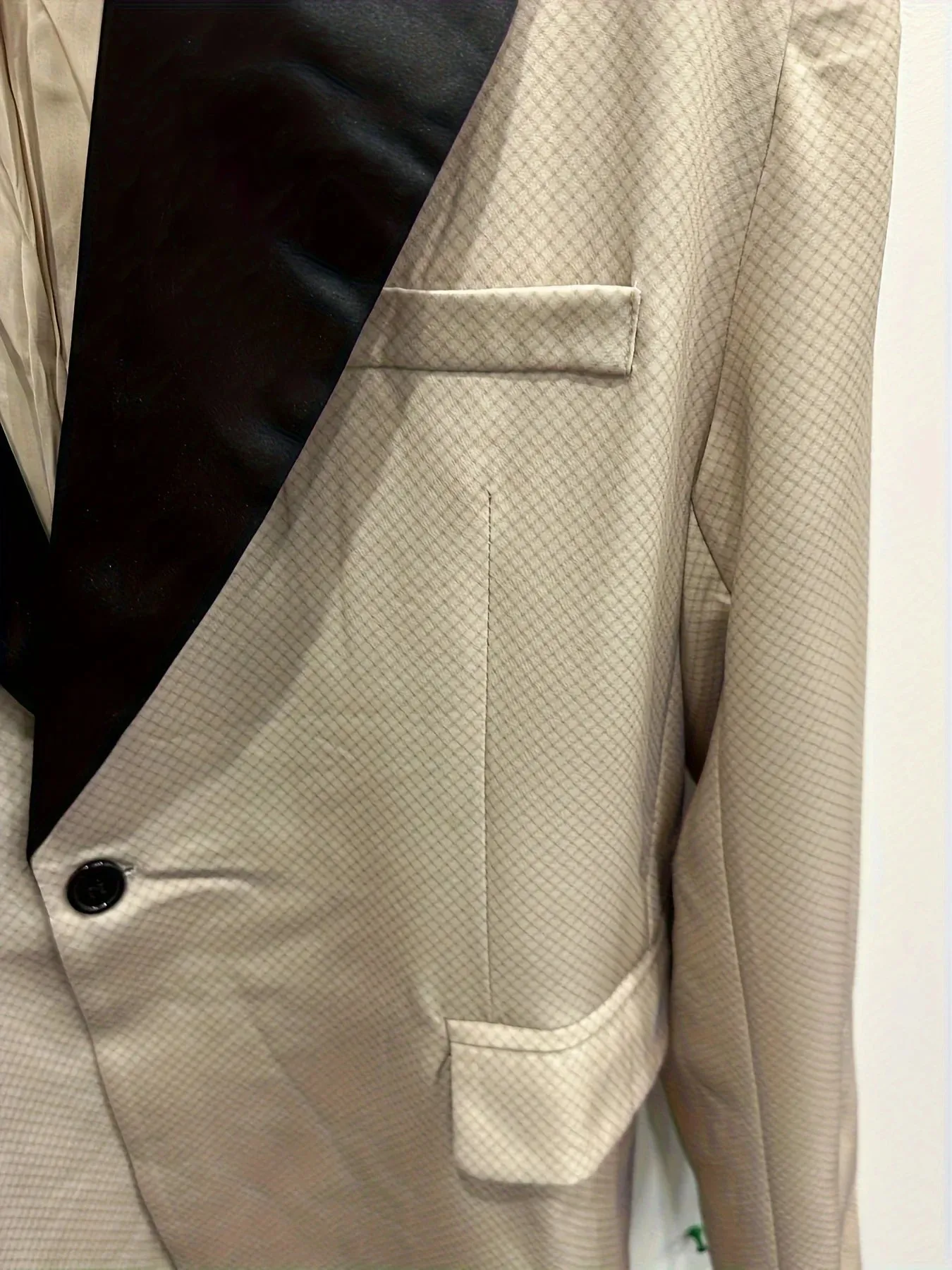 Wiaofellas  -  Men's Trendy Single Breasted Suit Blazer Jacket, Fashion Tailored Fit Suit Coat with Notch Lapels for Business and Wedding Party